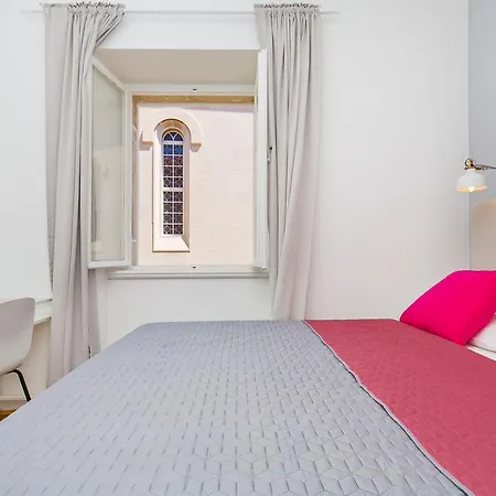 Lägenhet Dox Dubrovnik