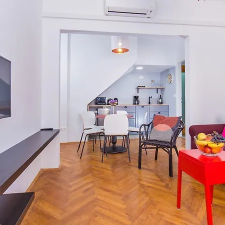 Apartamento Dox